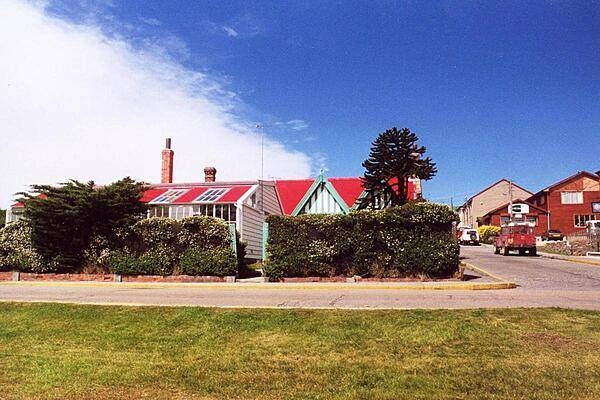 A mid-summer Stanley neighborhood scene.