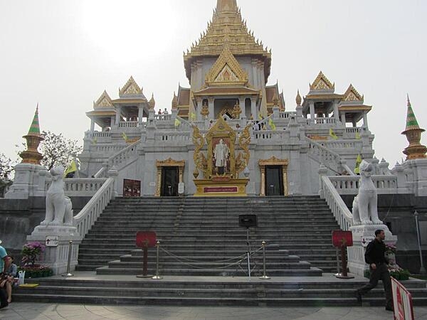 The new Traimit Witthayaram Temple (Wat Traimit) in Bangkok, Thailand, was built in 2010 to house the Phra Sukhothai Traimit  Golden Buddha. It replaced a temple that had housed the Golden Buddha since 1955.