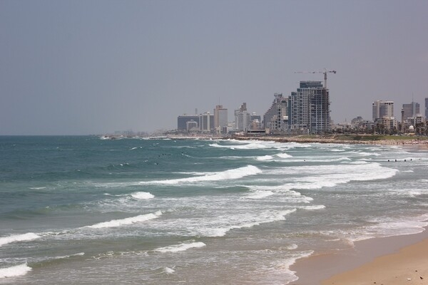 Founded in 1909, the city of Tel Aviv is located on the eastern coast of the Mediterranean Sea, to the immediate north of the walled port city of Jaffa. During the era of British rule in Palestine (1917-1948), it developed into a thriving urban center. Its White City area, constructed between 1930 and 1950 and based on modern urban planning principles, has been designated a UNESCO World Heritage Site.