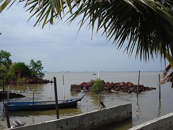 The Strait of Malacca, located between Peninsular Malaysia and the Indonesian island of Sumatra, is one of the most important shipping lanes in the world and serves as the main shipping channel between the Indian and the Pacific Oceans.
